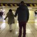 海外「これは低過ぎる」上野駅の天井の低さに外国人から驚きの声！